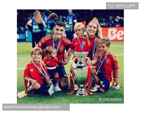 足球场上闪耀戒指的球星们 足球场上闪耀戒指的球星们